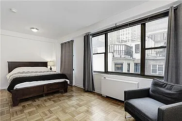 Sold by WIRE International Realty