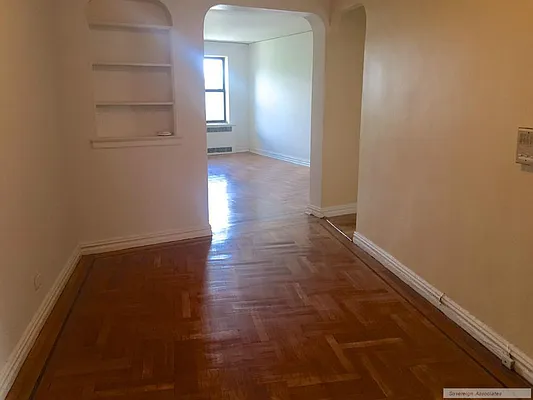 Rented by Sovereign Associates | media 2