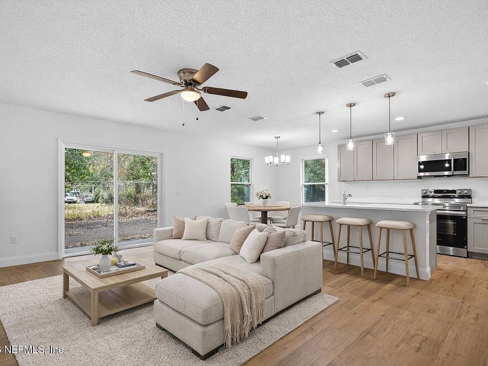 1st image of 1136 W 25TH Street
