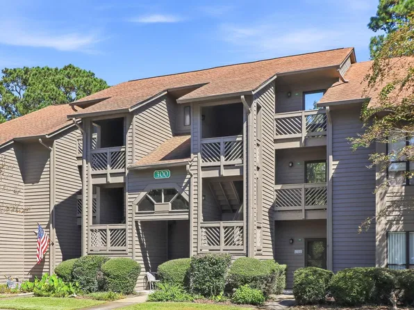 305 Indian Wells Ct. #305, Murrells Inlet, SC 29576