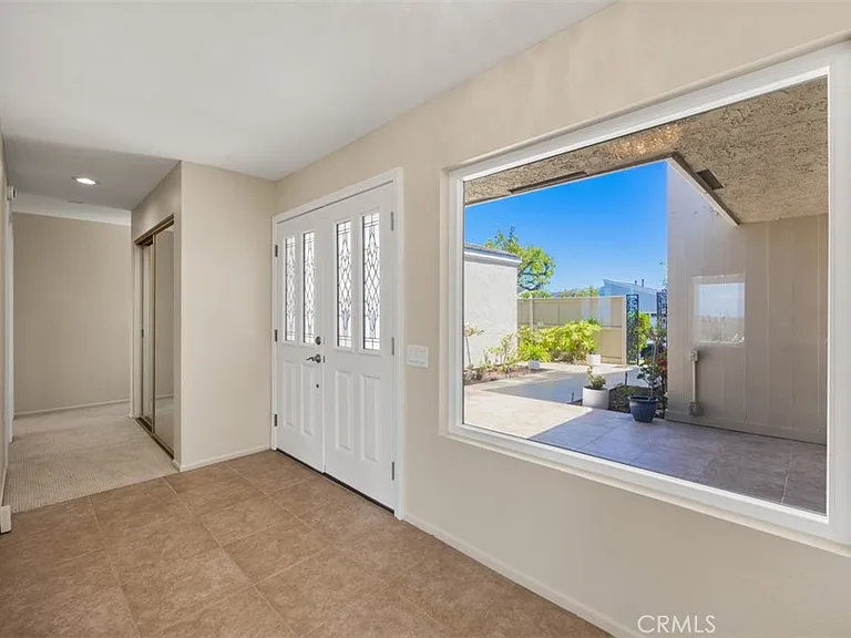 22821 Mariano Dr — Photo 35