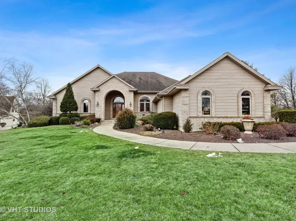 8610 222nd Ct, Salem, WI 53168