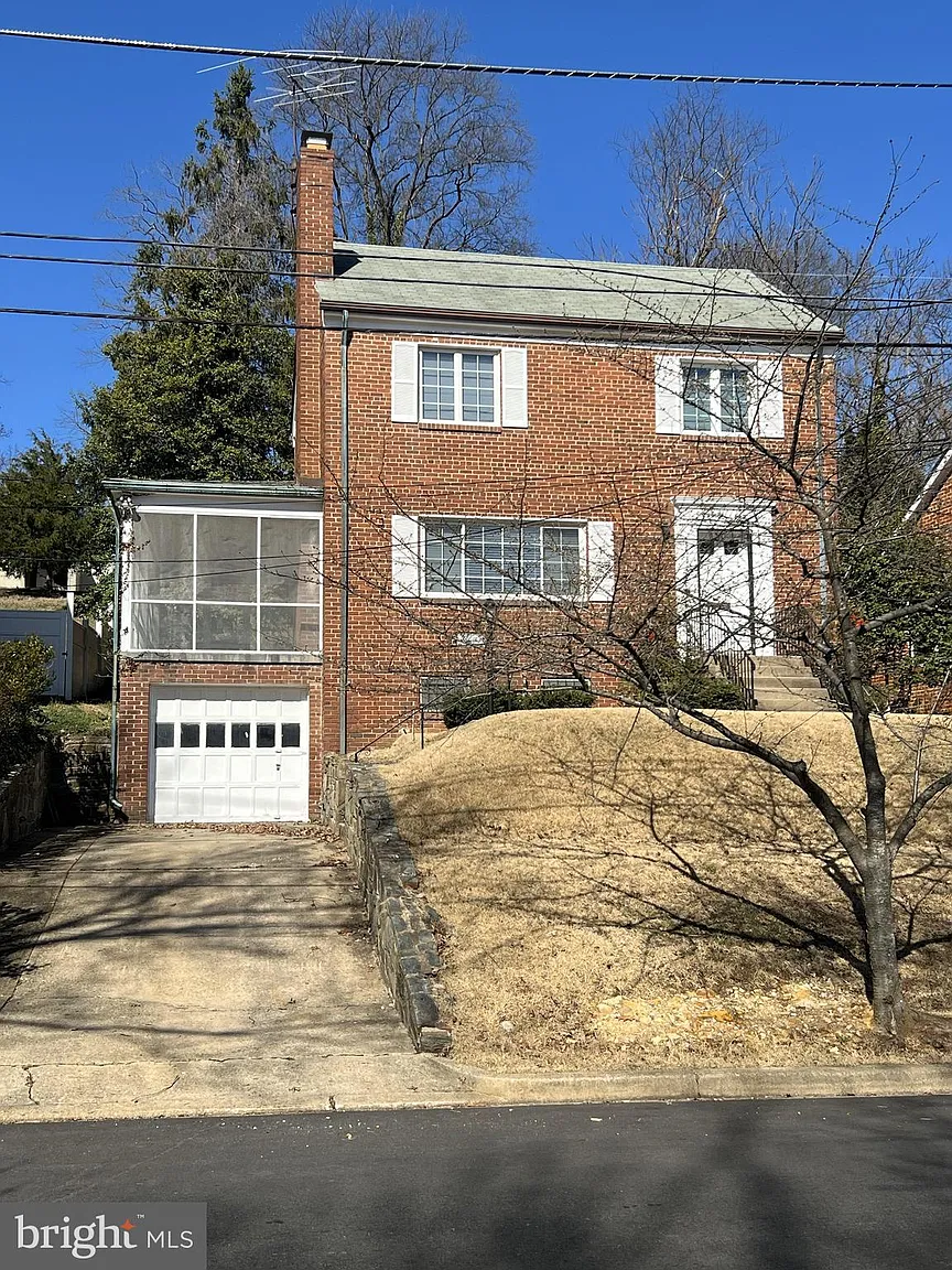 3730 Camden St SE photo 1