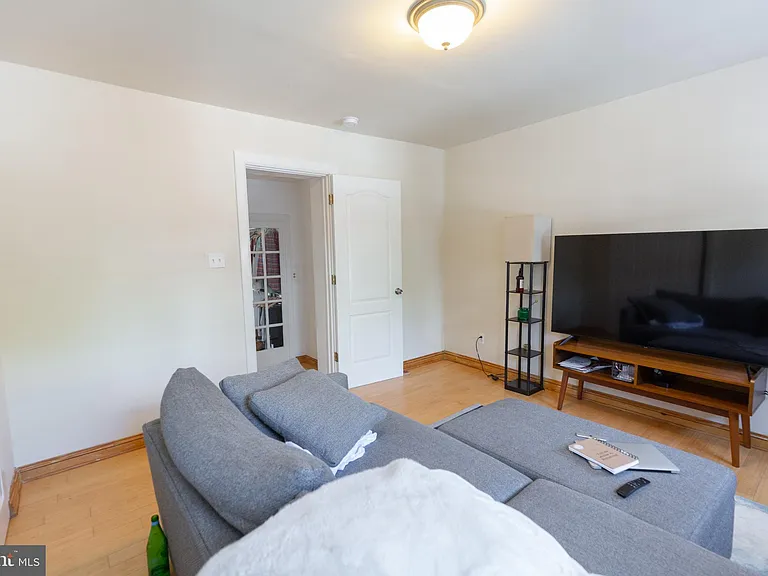 808 Gaul St — Photo 36