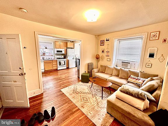 4th image of 521 W Hansberry St APT 2