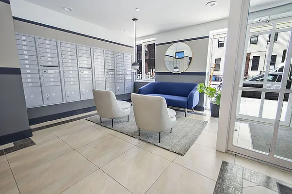 Rented by Level Group | media 22