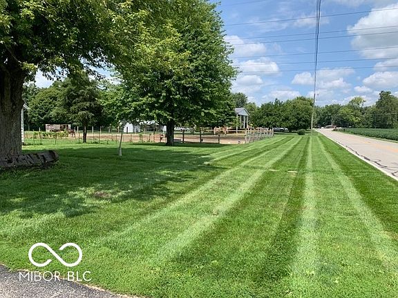 5th image of 5825 Blue Bluff Rd