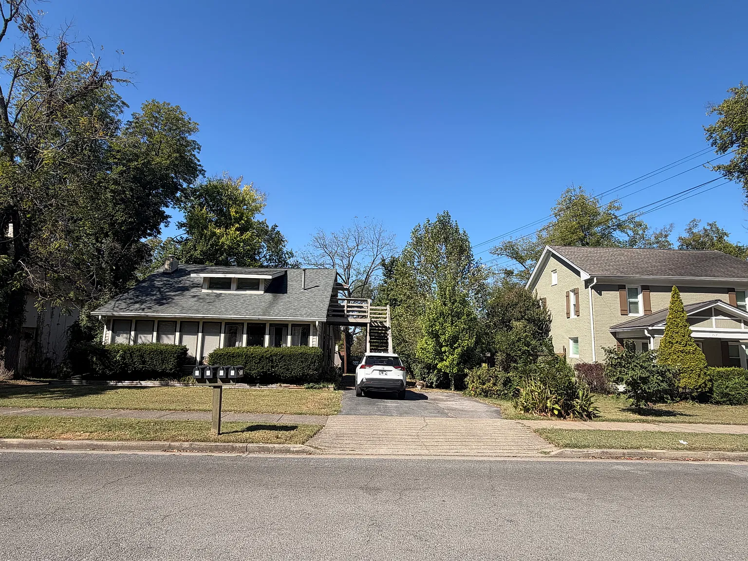 715 N Church St — Photo 1
