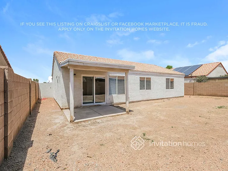 2703 N 87th Ave — Photo 16