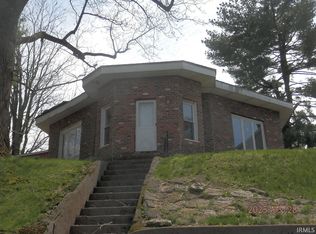410 Walnut St, Rockport, IN 47635