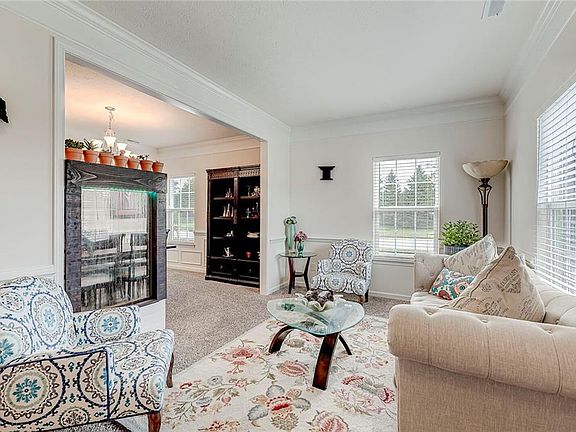 4th image of 6539 Eagle Crossing Blvd