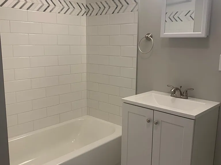 1804 Eastern Ave #1 — Photo 6