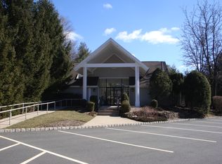 158 Worcester Dr, Wayne, NJ 07470