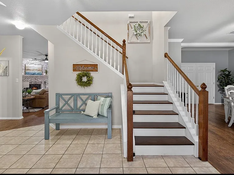 17239 Tarkio Way — Photo 3