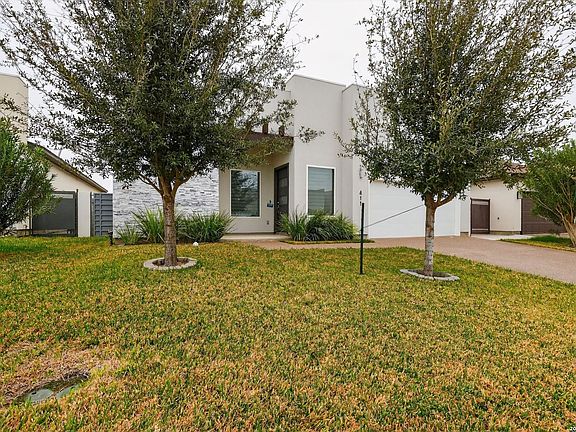 3rd image of 411 John Irving