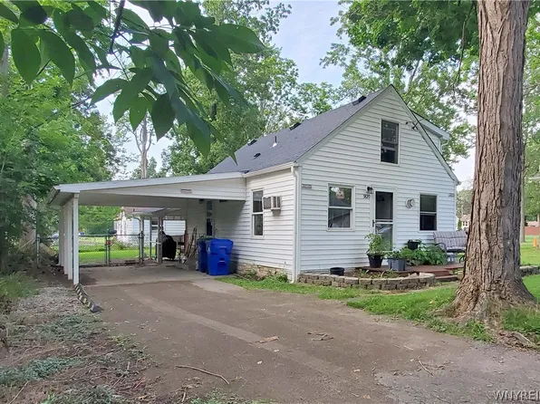 3820 Dartmouth St, Hamburg, NY 14075