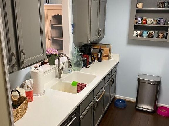 4th image of 113 Forest Oaks Dr