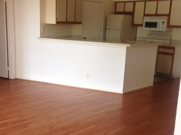 9999 Summerbreeze Dr, Fort Lauderdale, FL