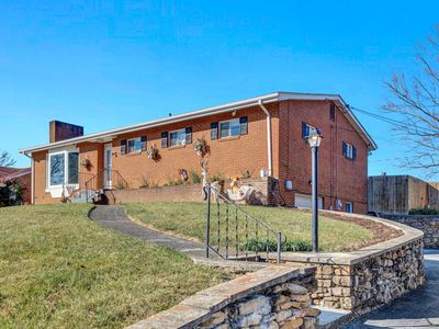 2648 Jackson Dr, Salem, VA, 24153