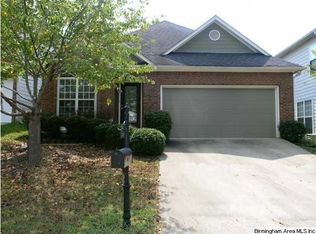 243 Warwick Ln, Alabaster, AL 35007