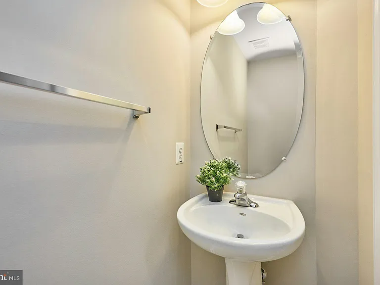 7166 Little Thames Dr — Photo 15