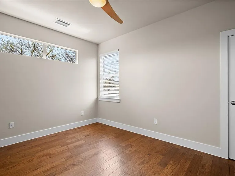 5404 Bennett Ave #A — Photo 23