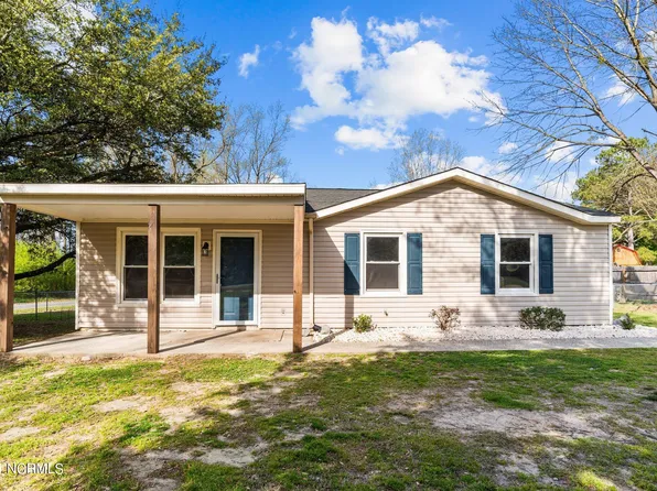 2672 Foxfire Road, Farmville, NC 27828