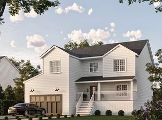 83 Warfield Ave, Hull, MA 02045