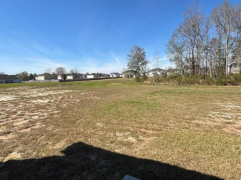 134 Sunflower Cir — Photo 32