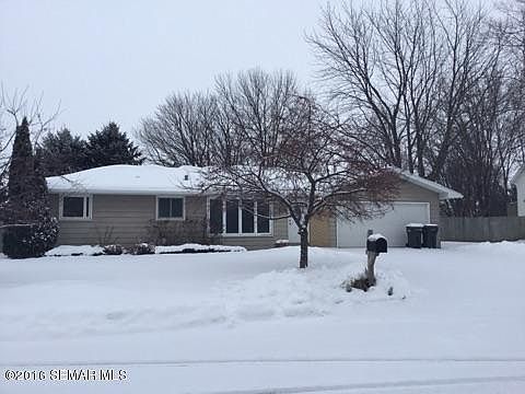 1st image of 103 9th Ave NE