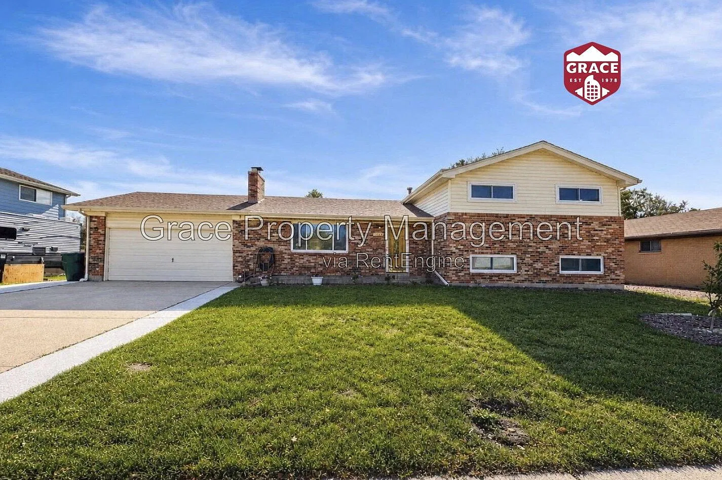 4 bed, 2.0 bath, 1938 sqft, $3,125 — Photo 1
