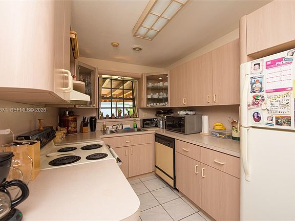 5th image of 18900 SW 313th St