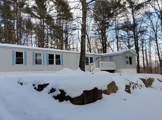 313 Sutherland Pond Rd, Sabattus, ME 04280
