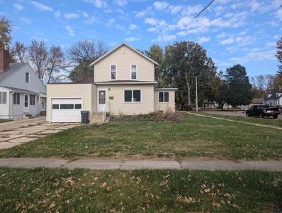 823 8th St, Sheldon, IA, 51201