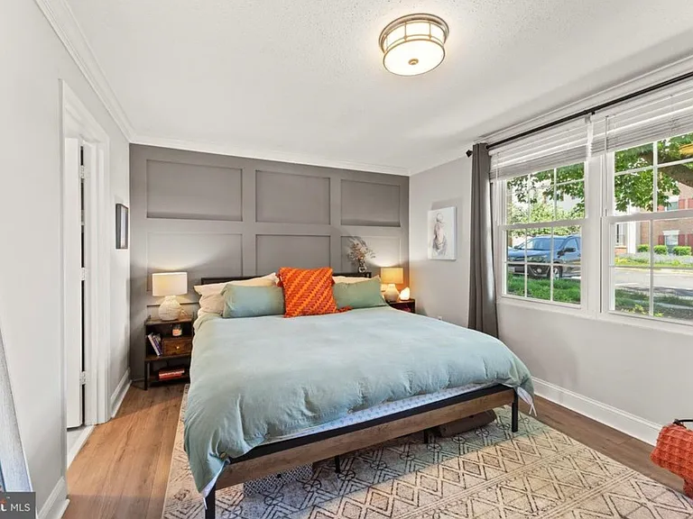124 Fort Evans Rd SE #B — Photo 14