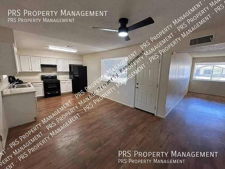 3147 E Edgewood Ave — Photo 7