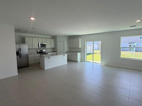 4th image of 2735 Lookout Ridge Rd