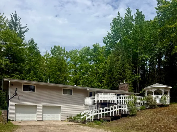 1951 Kneeland Rd, Fairview, MI 48621