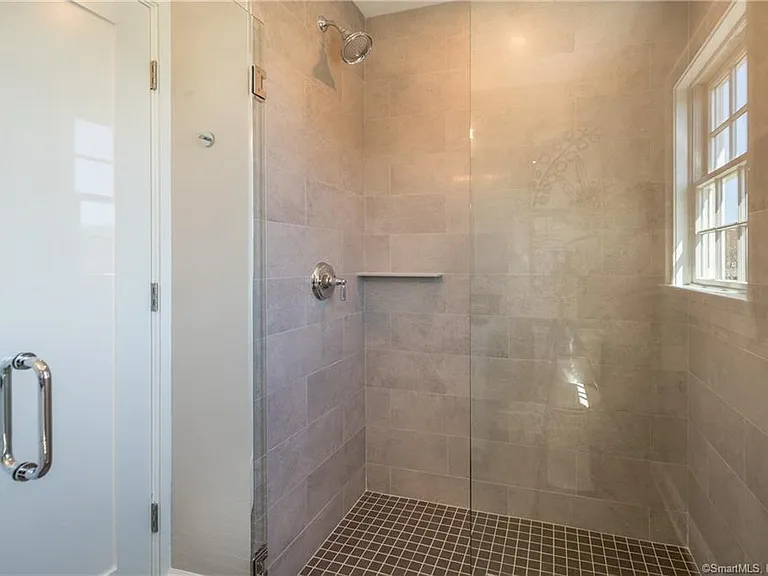 201 Main St #201 — Photo 13