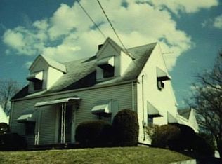 355 Cleveland Ave, Bridgeport, CT 06606