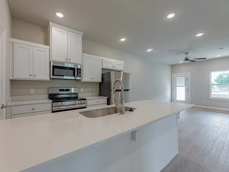 1601 SW Poigai Way #1 — Photo 14