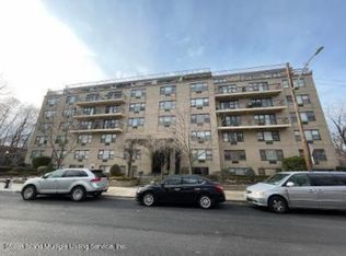 175 Zoe St APT 1F, Staten Island, NY