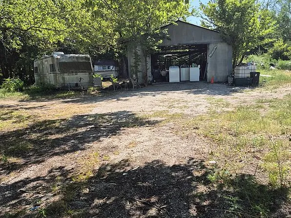1188 W Eclipse Rd, Joplin, MO 64801