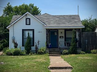 1811 N Winnetka Ave, Dallas, TX 75208