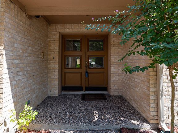 5th image of 7926 Quail Meadow Dr
