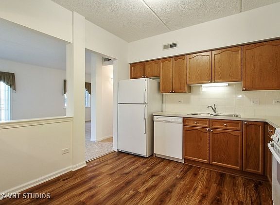 4th image of 59 S Hale St Unit 302