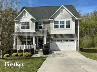 911 Maxine St, Kernersville, NC 27284