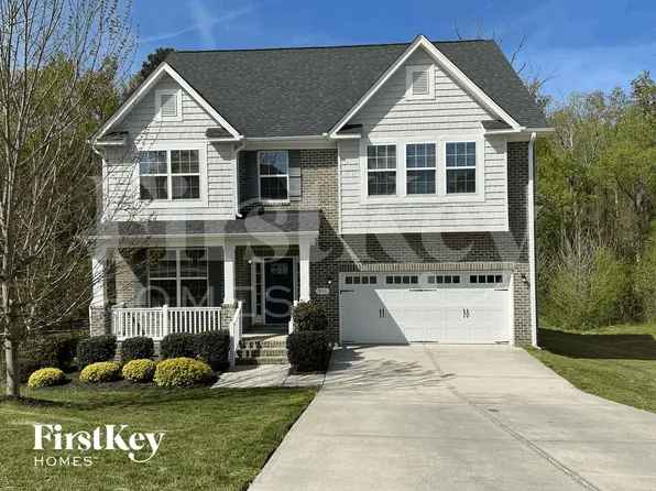 911 Maxine St, Kernersville, NC 27284