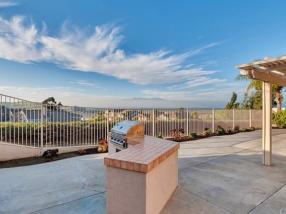 4th image of 1468 San Clemente Cir
