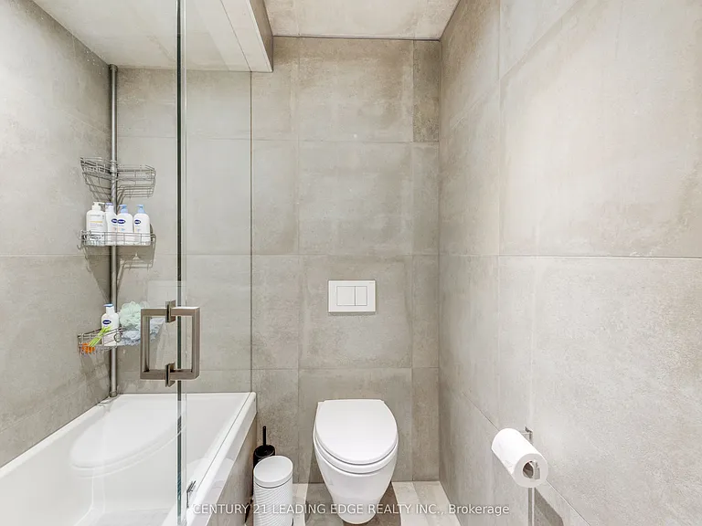 81 Dagmar Ave — Photo 28